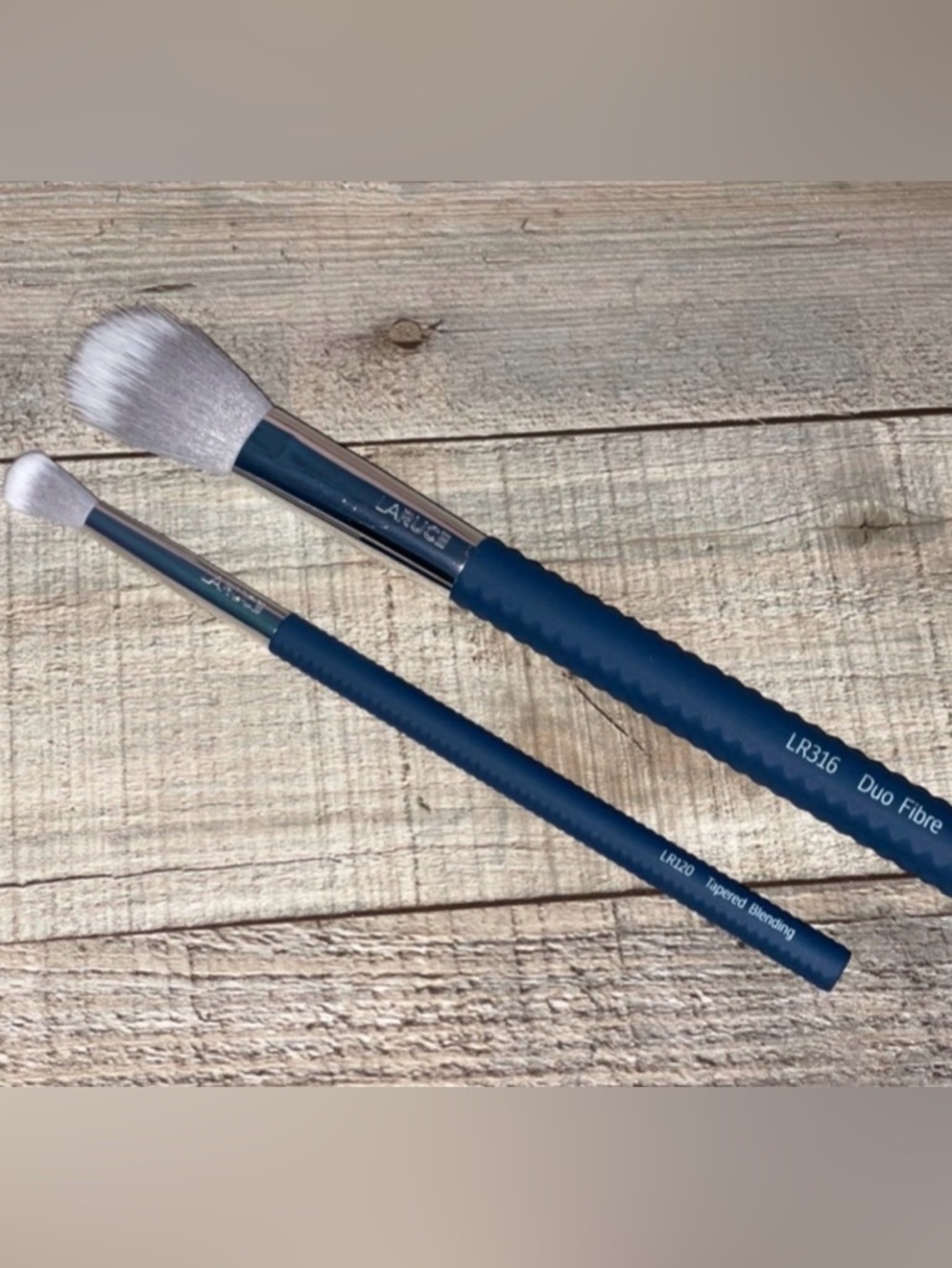 Laruce Beauty 2pc Brush Set for Face & Eyes ~ $50 Value